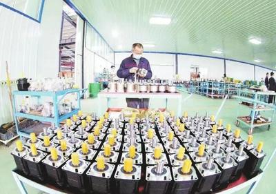 智造領航，創新驅動 黃岡高新企業以自動化與機械傳動技術閃耀《新聞聯播》頭條